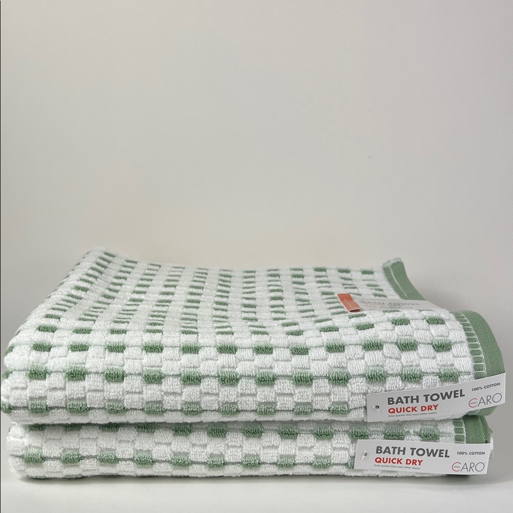 Caro Home Bath Towels Green and White Checkered Soft Cotton 2 Pc NEW